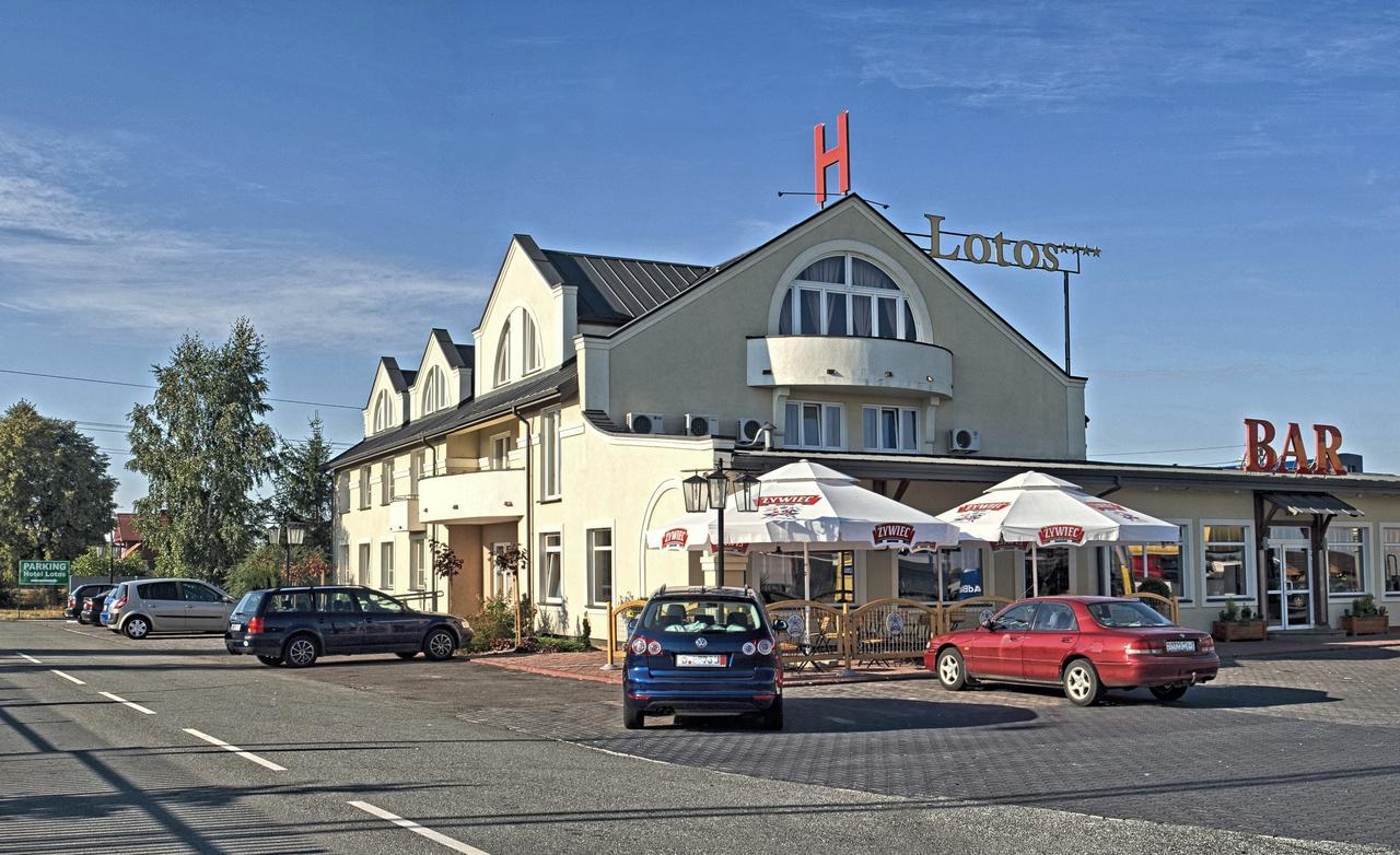 Hotel Lotos Woskrzenice Duze Buitenkant foto
