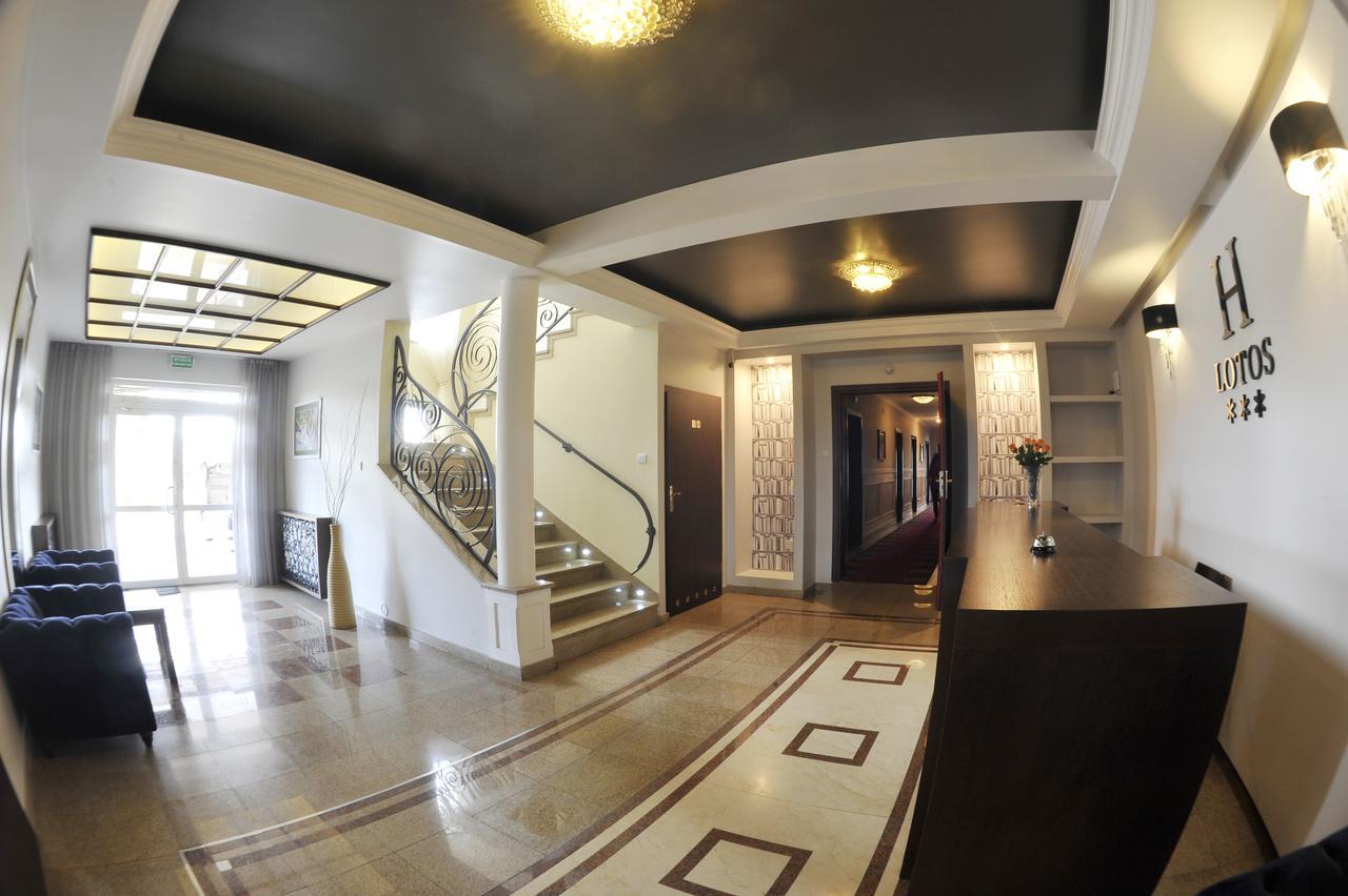 Hotel Lotos Woskrzenice Duze Buitenkant foto