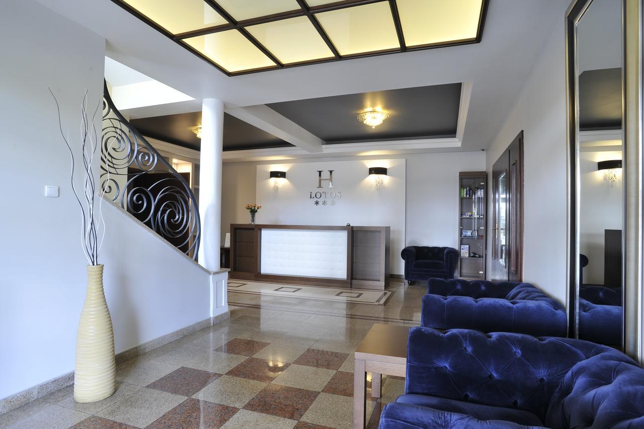 Hotel Lotos Woskrzenice Duze Buitenkant foto