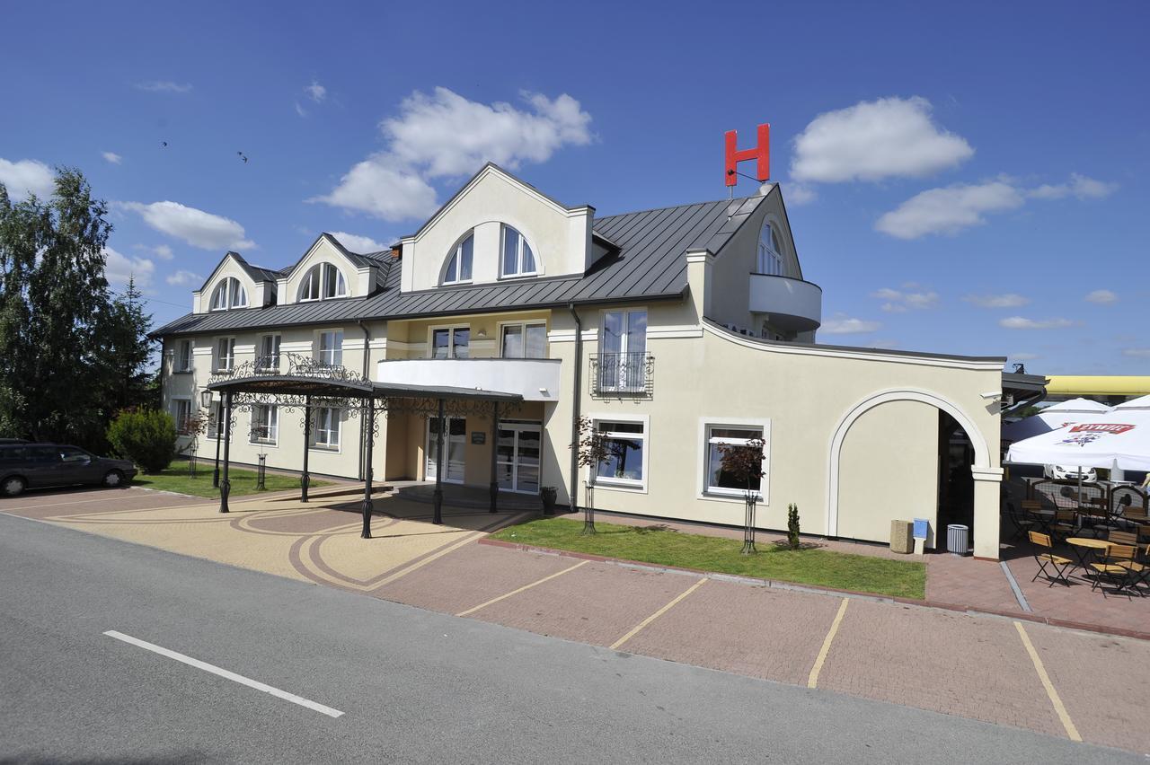 Hotel Lotos Woskrzenice Duze Buitenkant foto